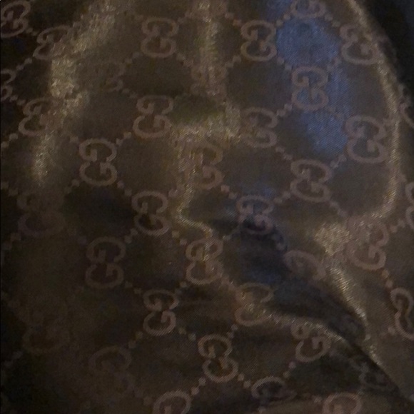 Gucci - Picture 3 of 10